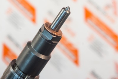 0445120238 Форсунка топливная ﻿INJECTOR BOSCH Взаимозаменяемые номера по каталогу BOSCH: 0986435505, 0 986 435 505, 0 445 120 238 Взаимозаменяемые номера по каталогу CUMMINS: 5263316, 3968158, 3972887, 4937700, 4940051, 5254688